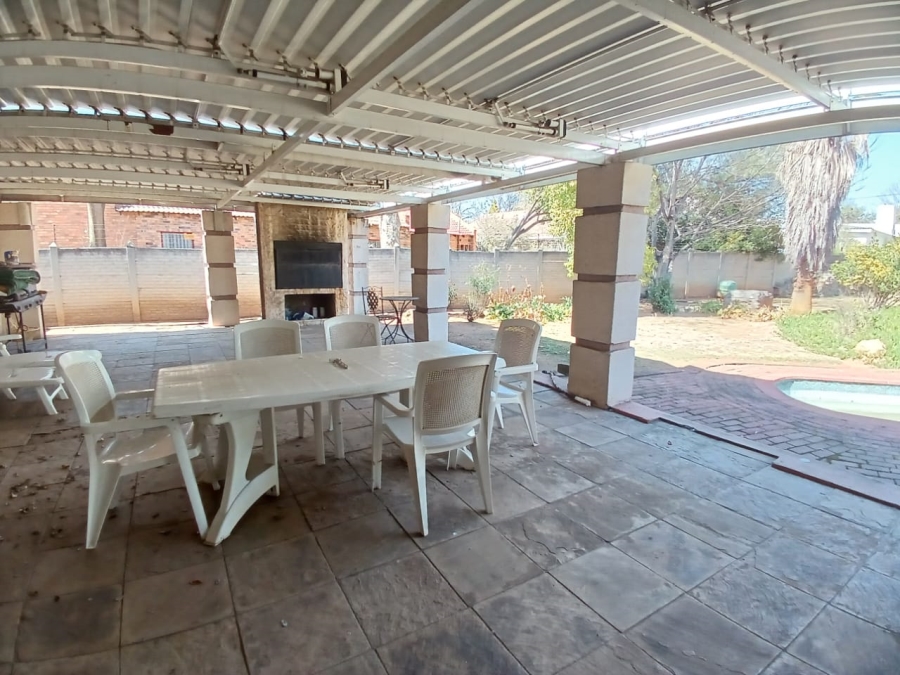 3 Bedroom Property for Sale in Vaalpark Free State